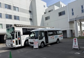 献血車