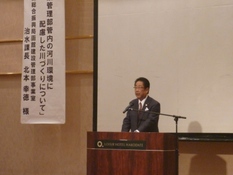 函館市 工藤市長の講演の様子