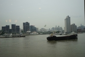 港から見た上海の街並み その1