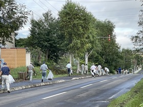 「道の日」道路清掃ボランティア