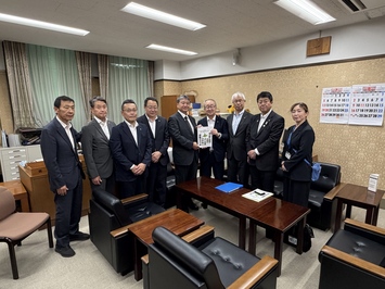 財務省 坂本基大臣官房長