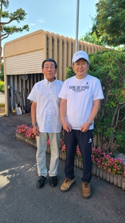 那須さん(写真左)と記念撮影