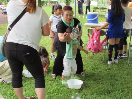 じゃりんこ夏祭り手伝いの様子1