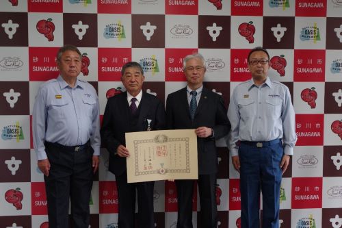 叙勲伝達式の様子